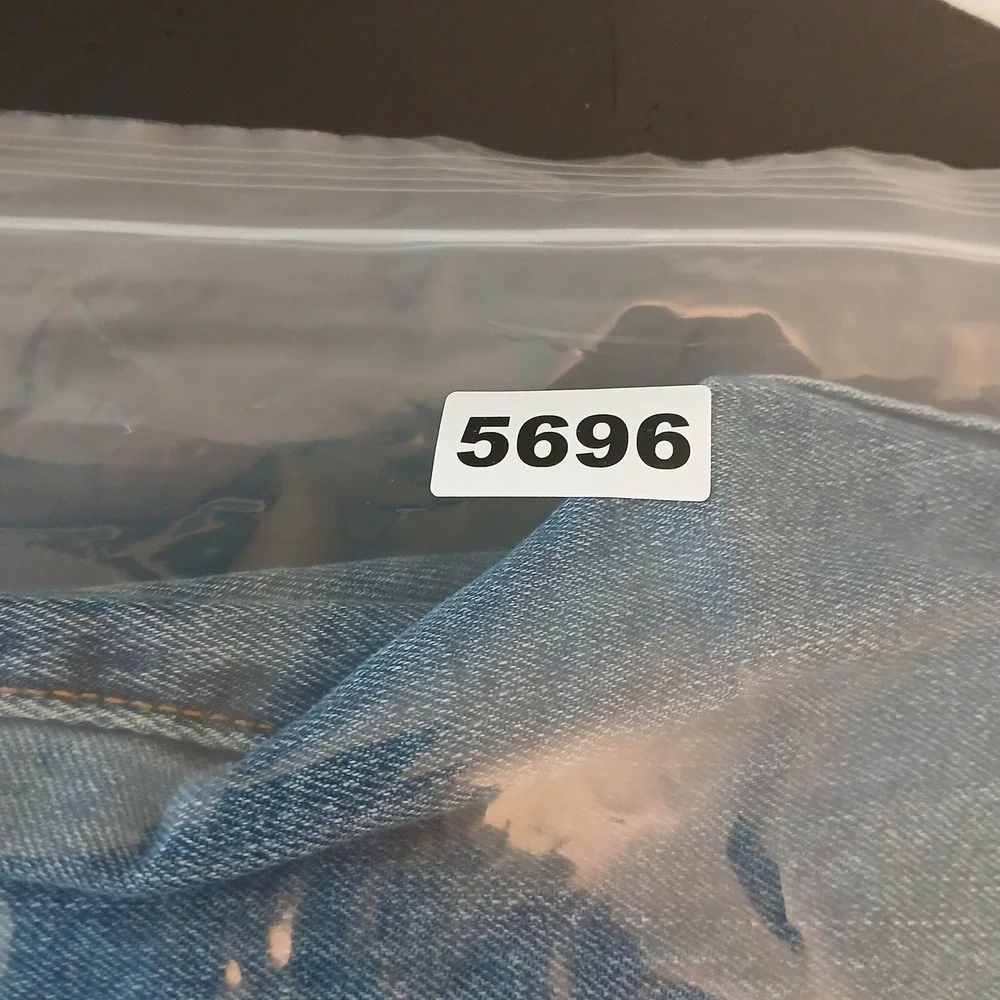 Levi's 501 Jeans Mens 38x32 (FITS 37x30) Blue Button Fly Straight Leg Cotton